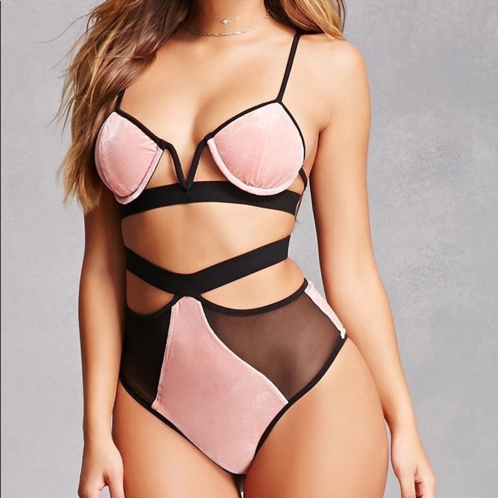 REHAB Velvet Bikini Set